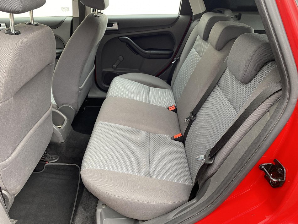 Ford Focus 1.6 16V 