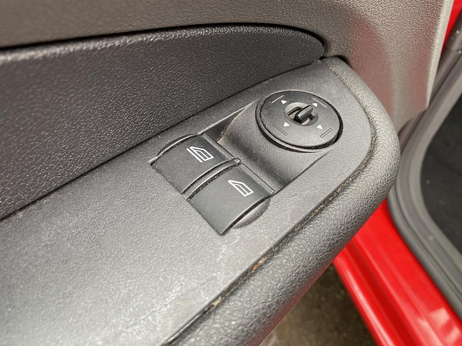Ford Focus 1.6 16V 