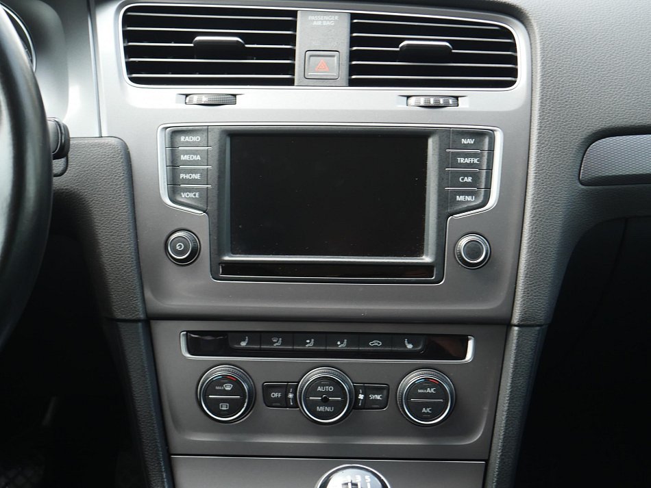 Volkswagen Golf 2.0 TDi 