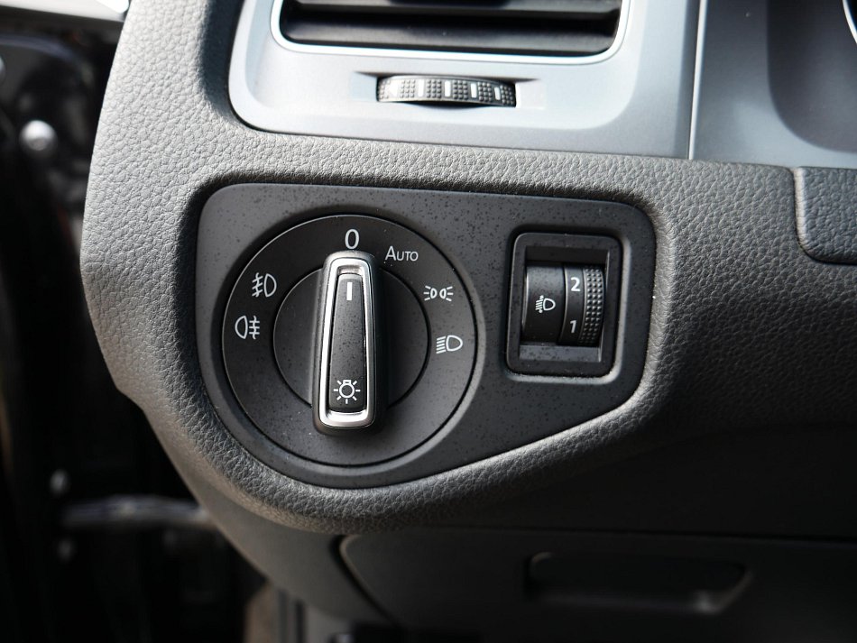 Volkswagen Golf 2.0 TDi 