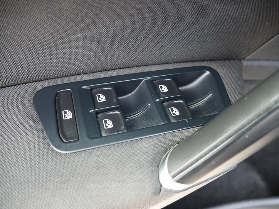 Volkswagen Golf 2.0 TDi 
