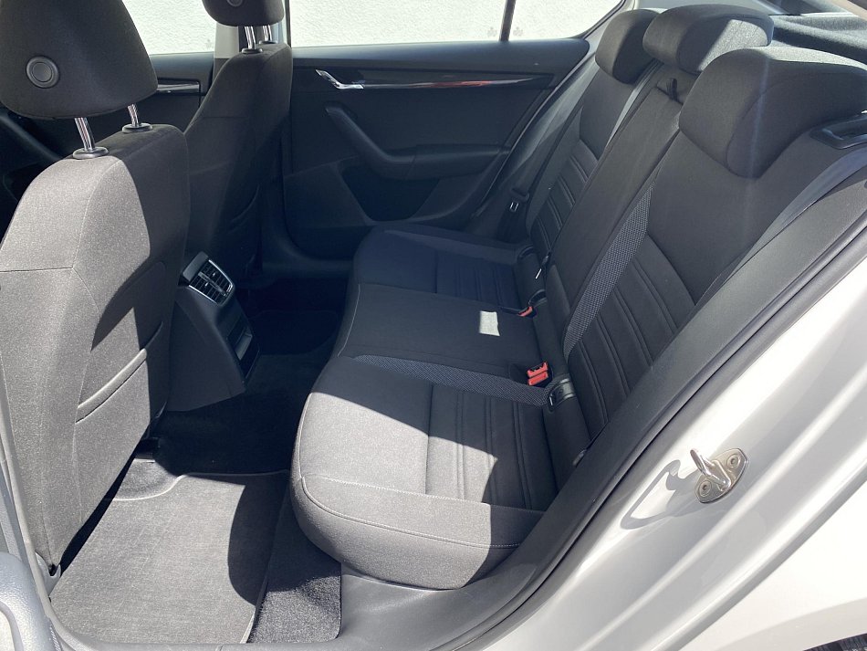 Škoda Octavia III 2.0 TDi Ambition