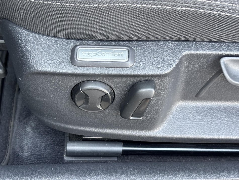 Volkswagen Passat 2.0 TDi Comfortline