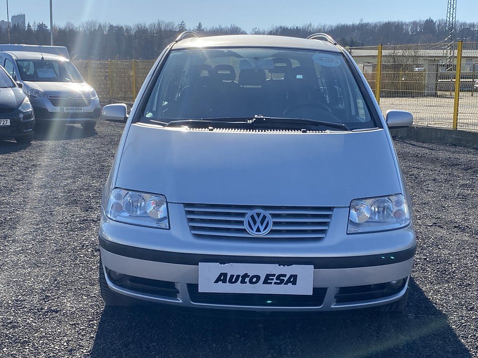 Volkswagen Sharan 1.8T 