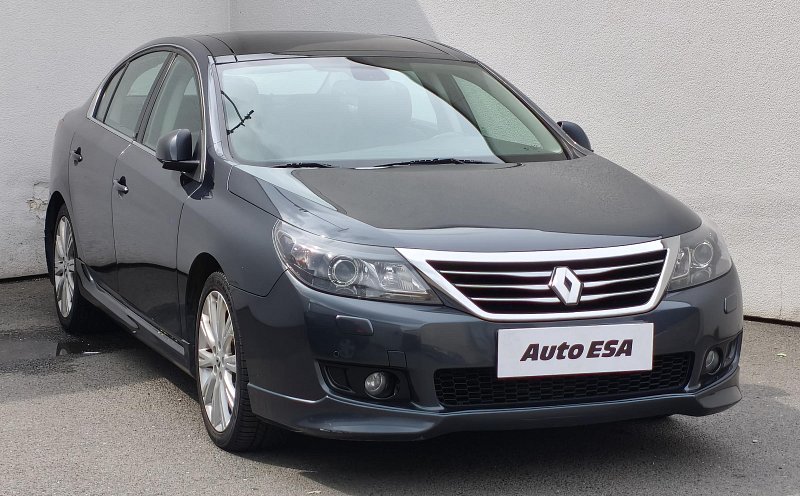 Renault Latitude 2.0 dCi 