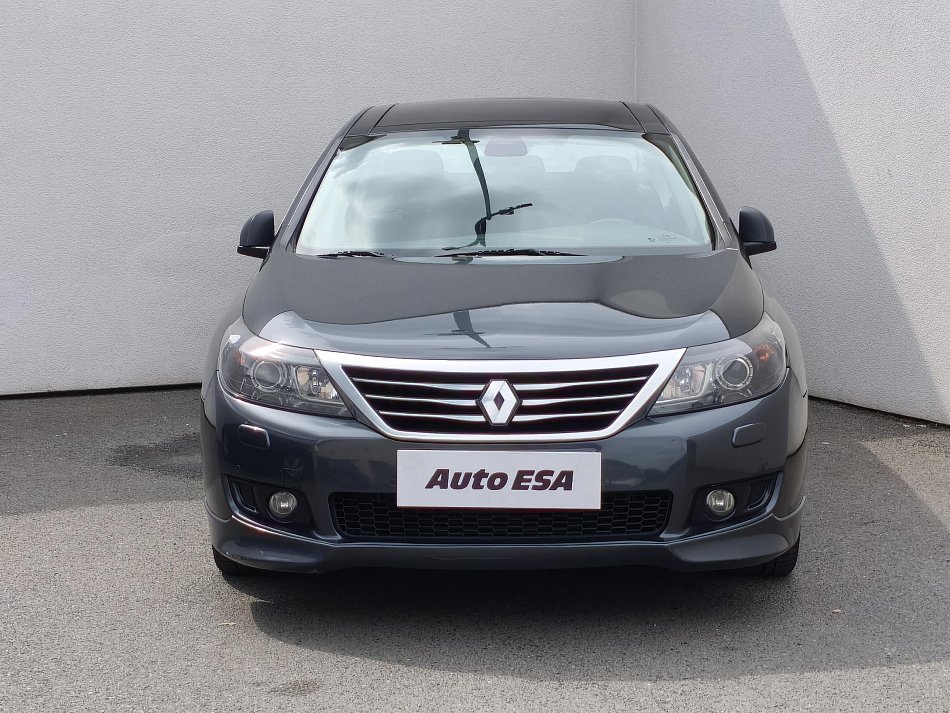 Renault Latitude 2.0 dCi 
