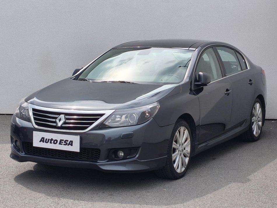 Renault Latitude 2.0 dCi 
