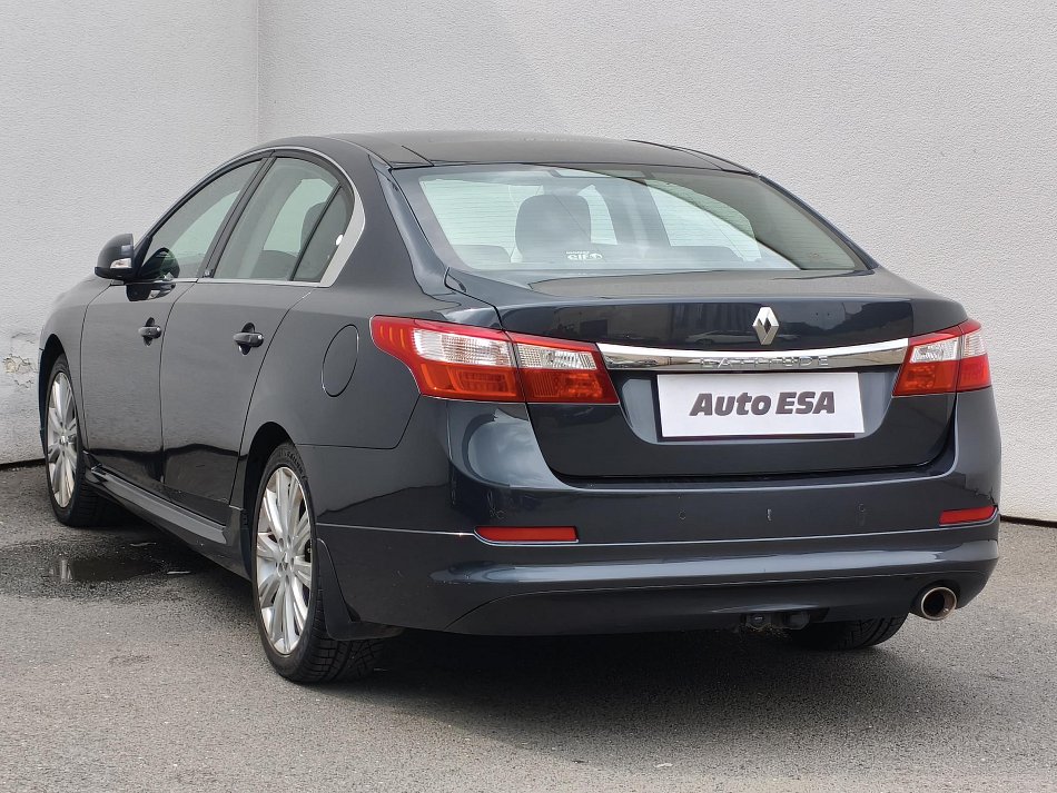 Renault Latitude 2.0 dCi 