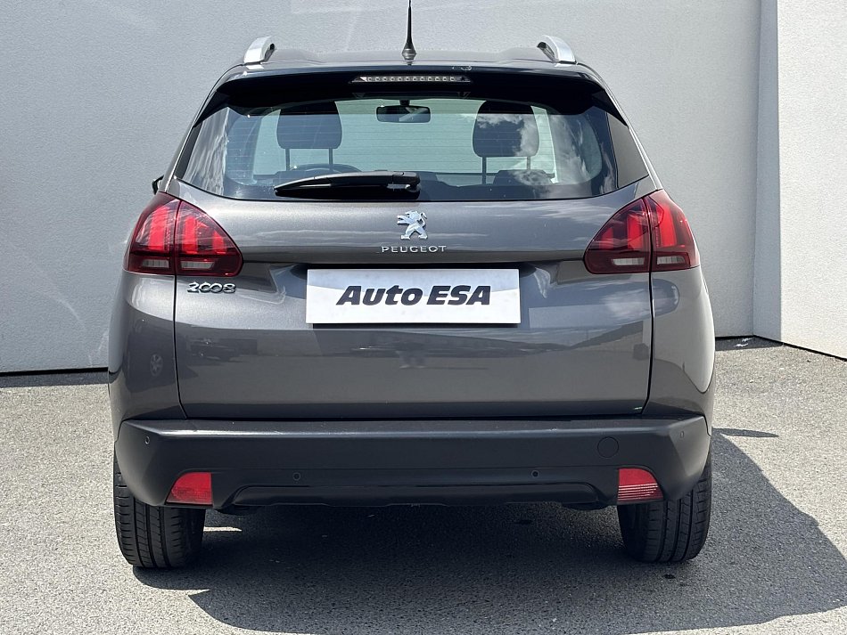 Peugeot 2008 1.2 PT 