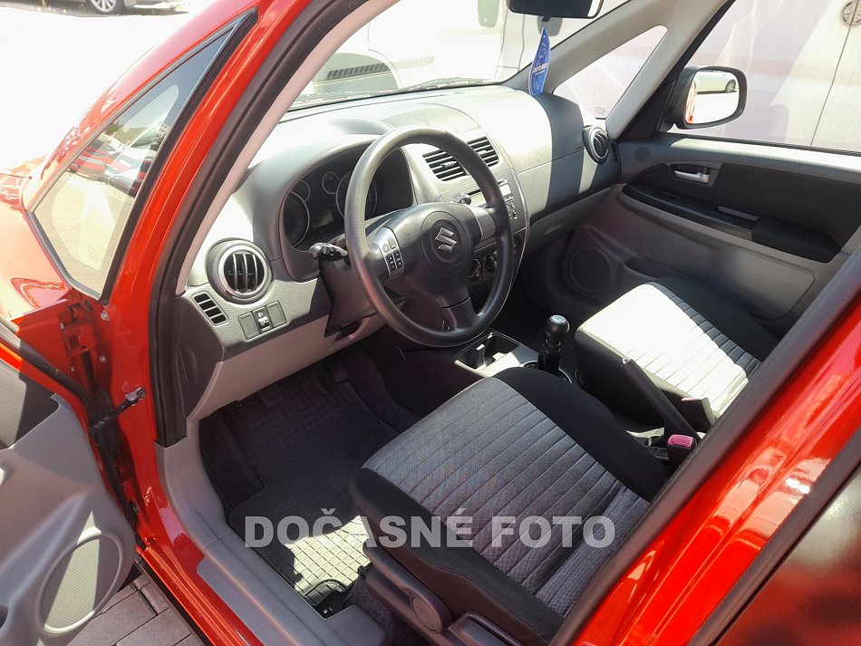 Suzuki SX4 1.5i 