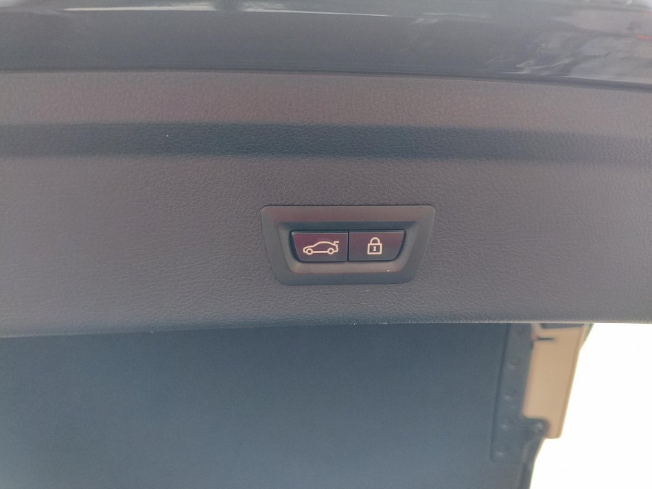 BMW Řada 3 3.0D LuxuryLine 335d xDrive GT