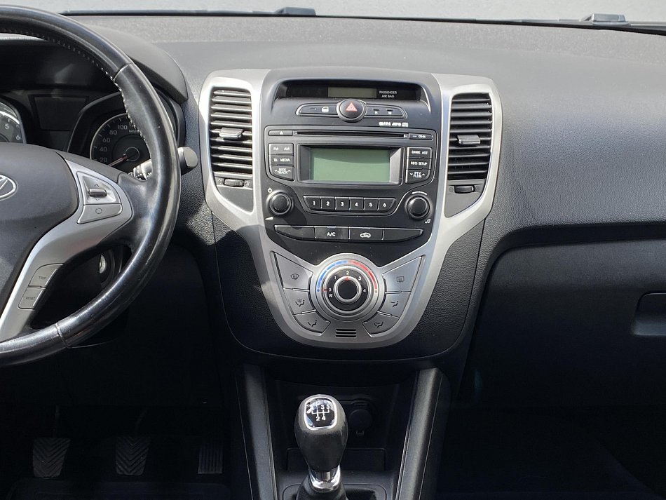 Hyundai Ix20 1.4i 