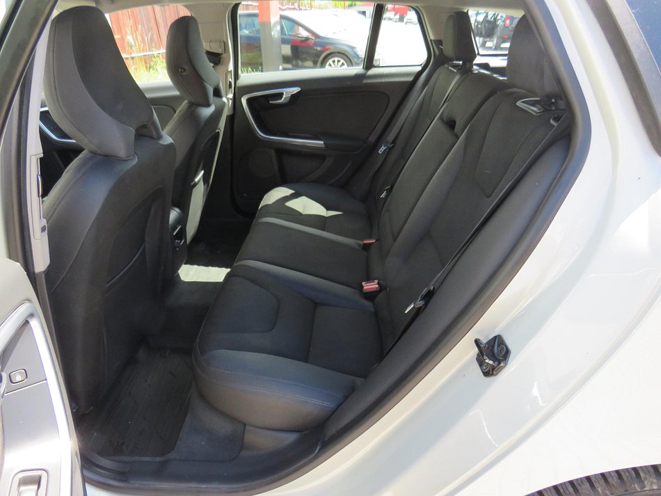 Volvo V60 1.6D 