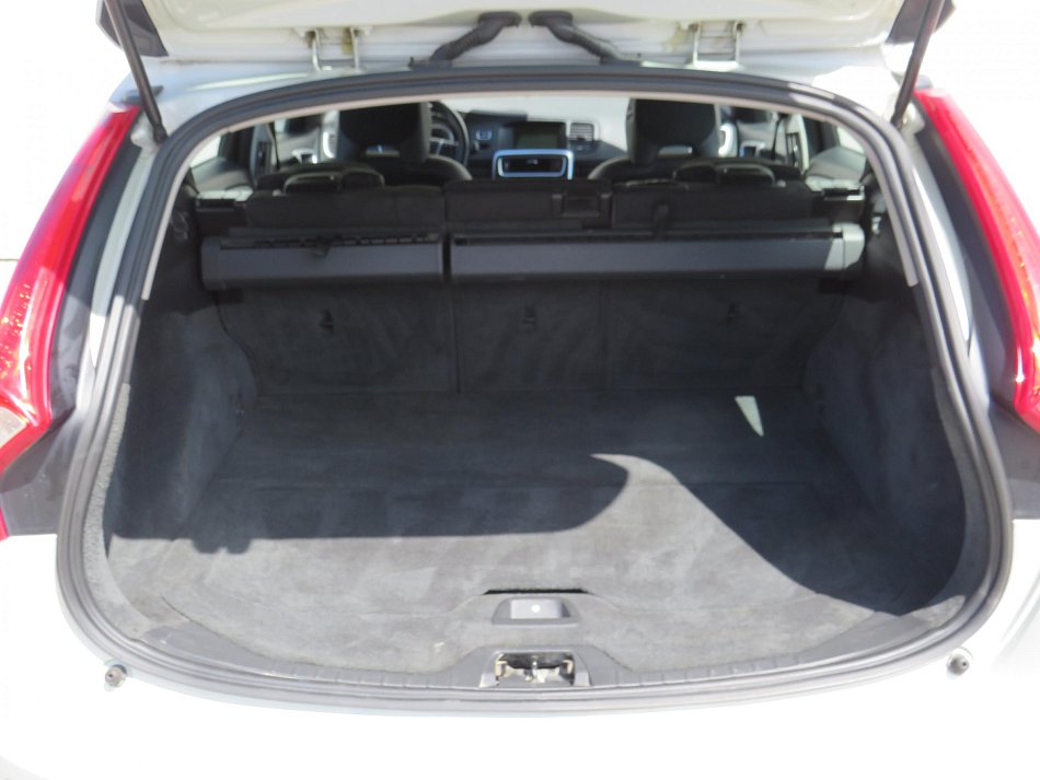 Volvo V60 1.6D 