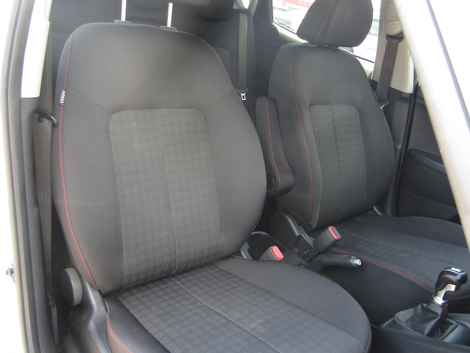 Kia Venga 1.6i 