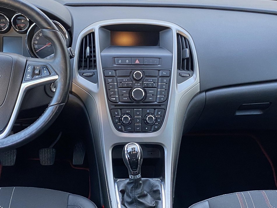 Opel Astra 1.4T 