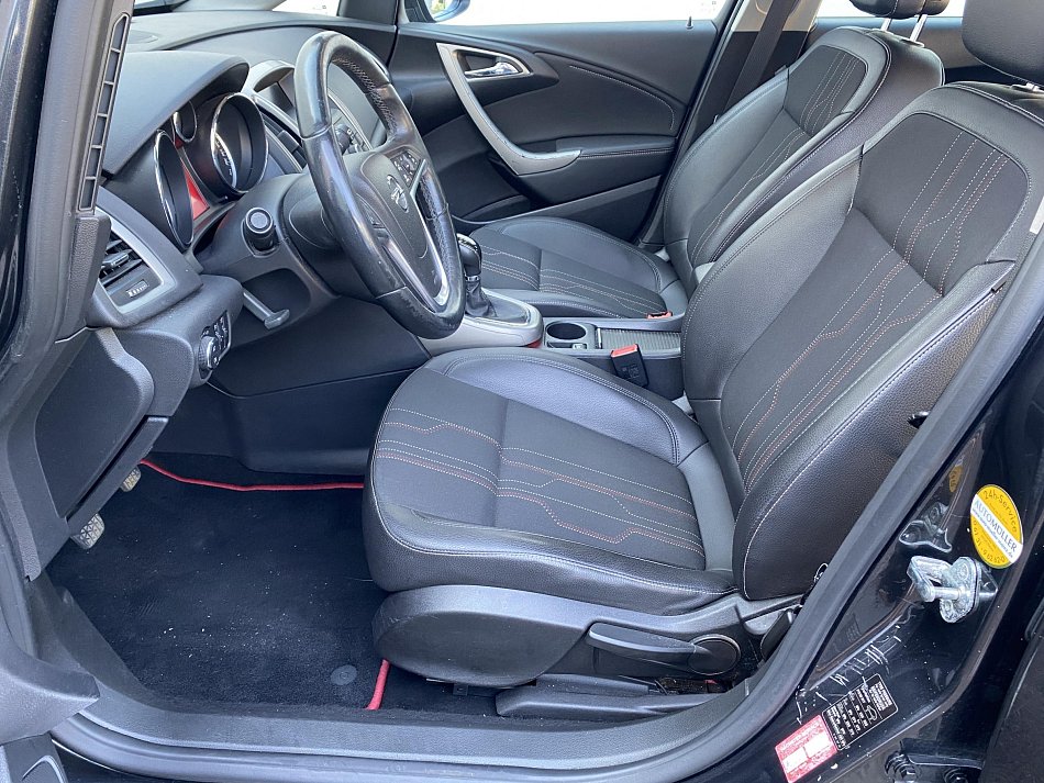 Opel Astra 1.4T 