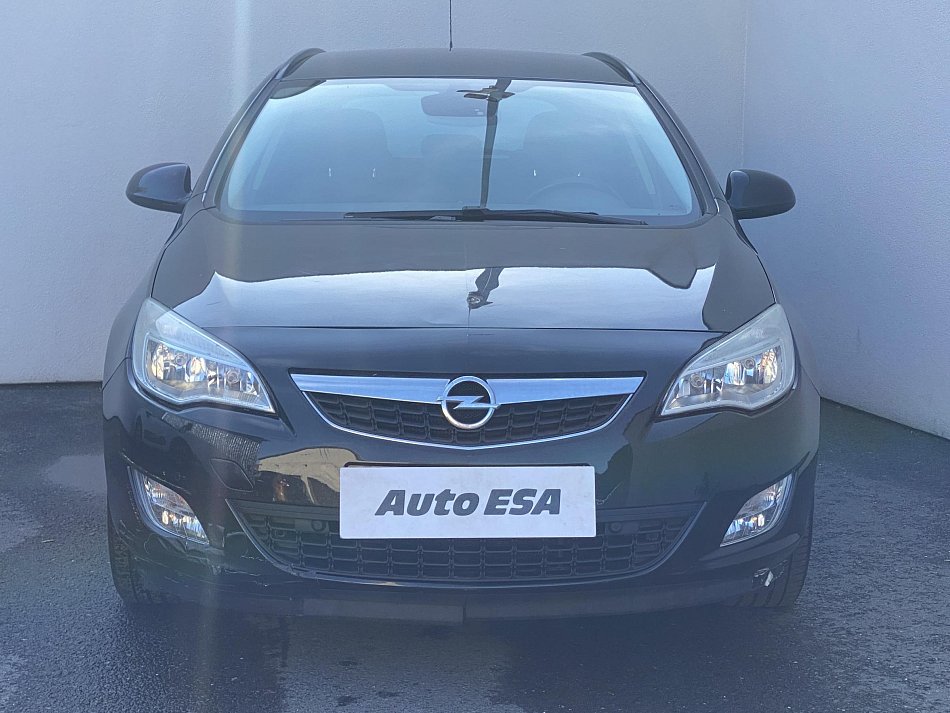 Opel Astra 1.4T 