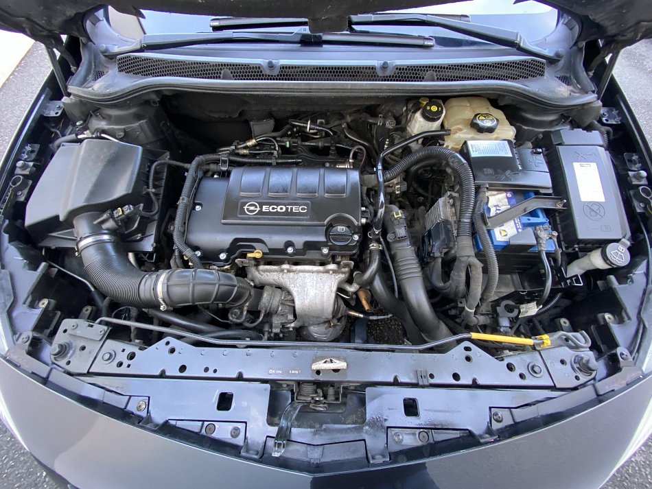 Opel Astra 1.4T 