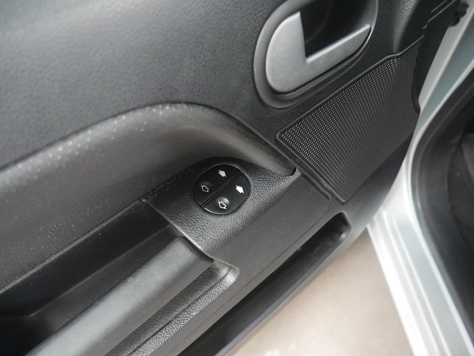 Ford Fusion 1.6 16V 
