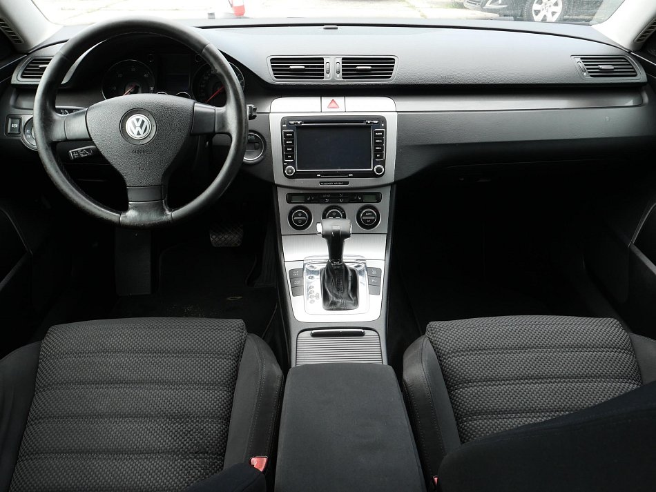 Volkswagen Passat 2.0TDi Sport