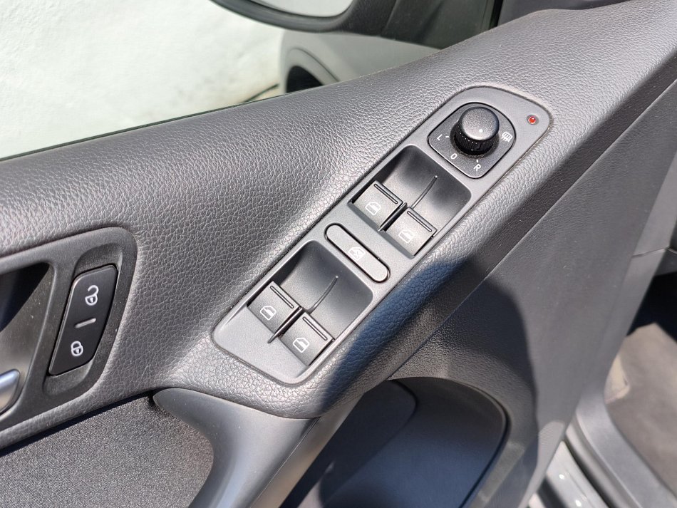 Volkswagen Tiguan 1.4TSi 
