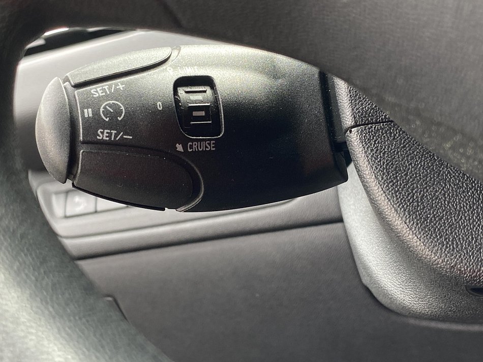 Peugeot 208 1.4i 