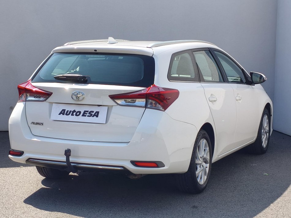 Toyota Auris 1.6 VVT-i 