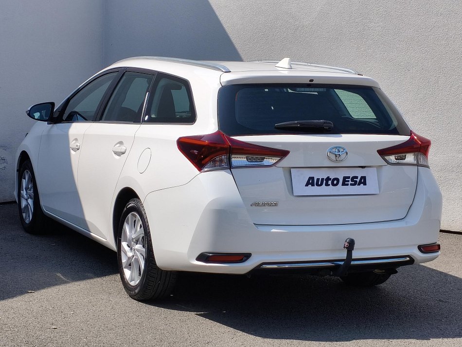 Toyota Auris 1.6 VVT-i 