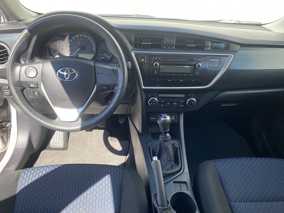 Toyota Auris 1.3 VVT-i 