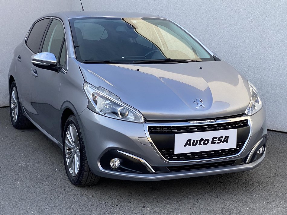 Peugeot 208 1.2PT Allure