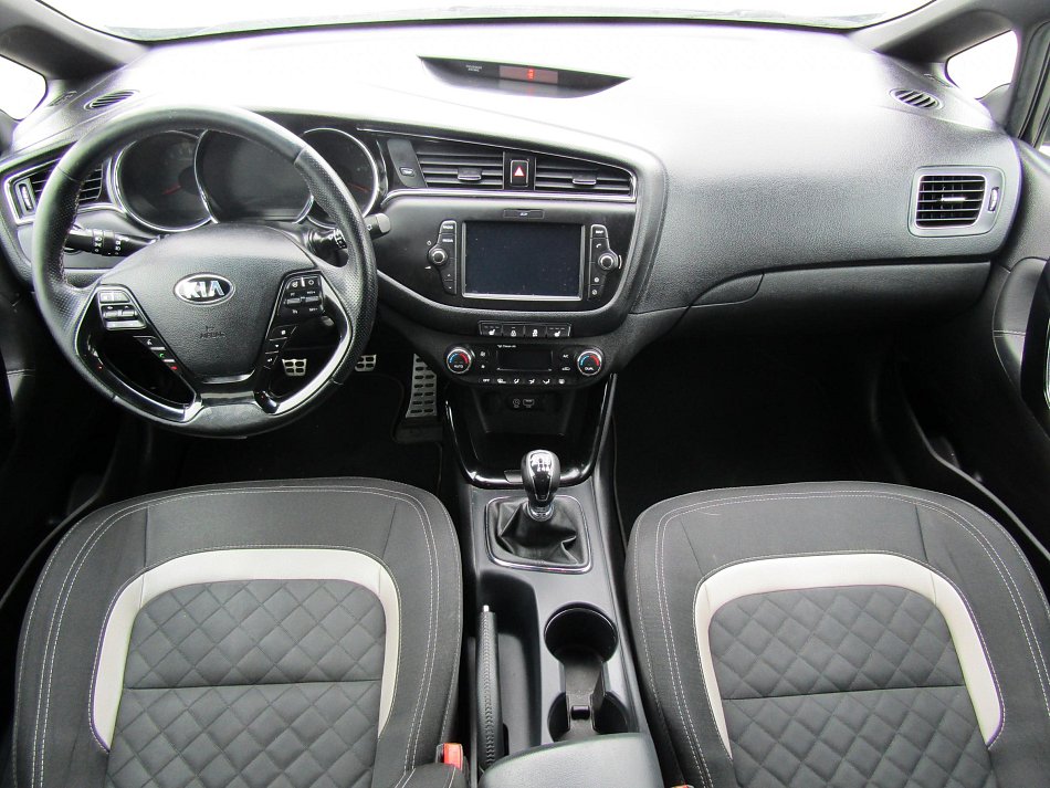 Kia Ceed 1.6 CRDi 