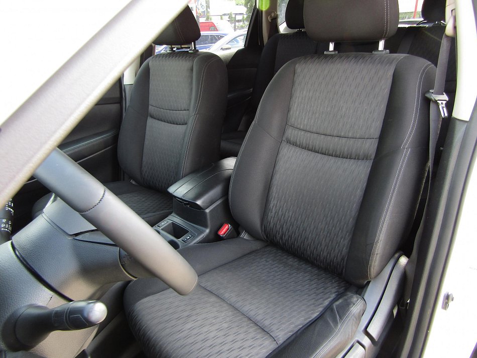 Nissan X-Trail 2.0 dCi Acenta 4x4