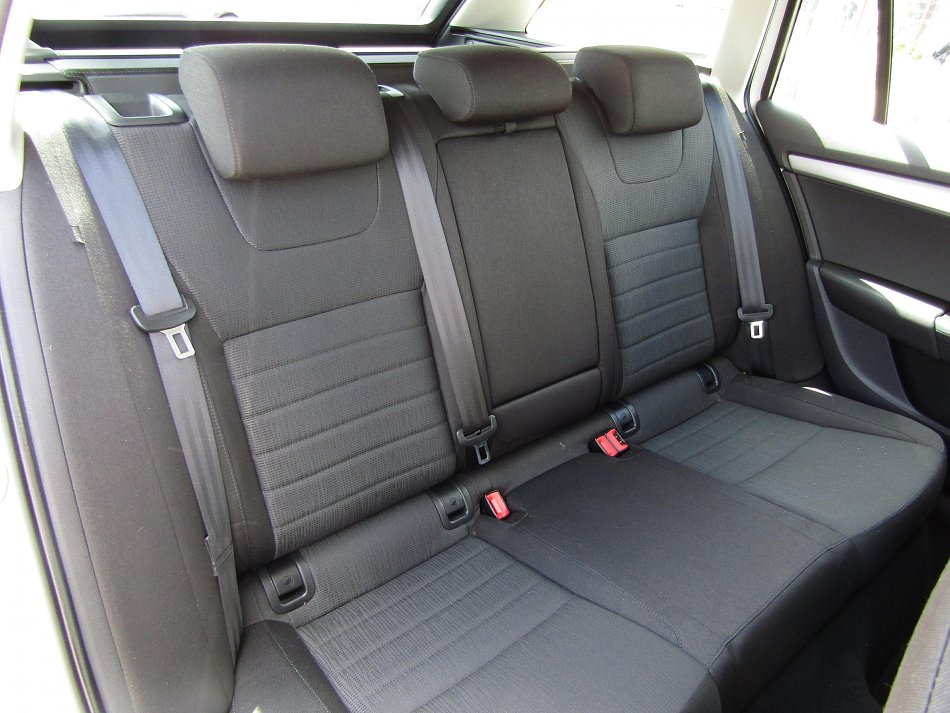 Škoda Octavia III 2.0 TDi Elegance 4x4