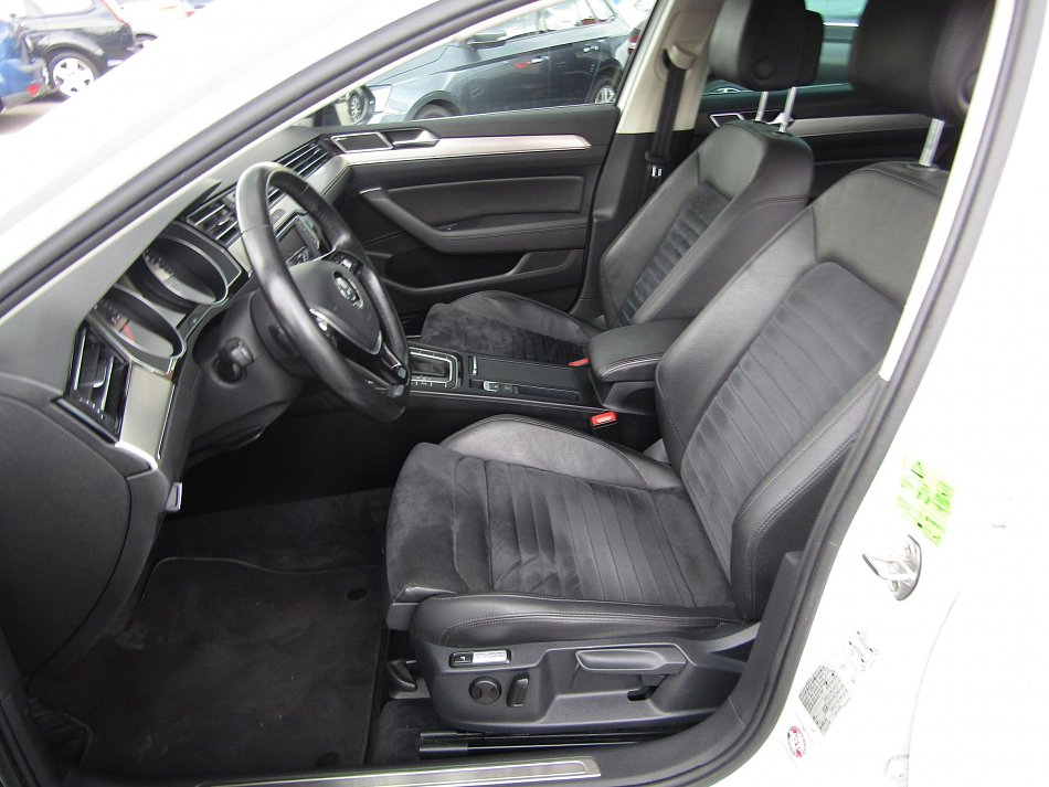 Volkswagen Passat 2.0 TDi Highline