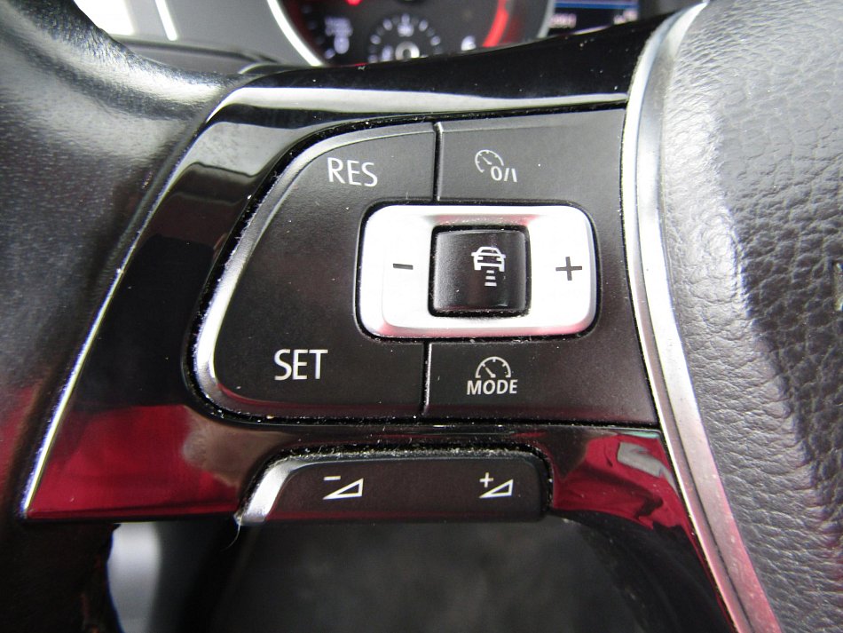 Volkswagen Passat 2.0 TDi Highline