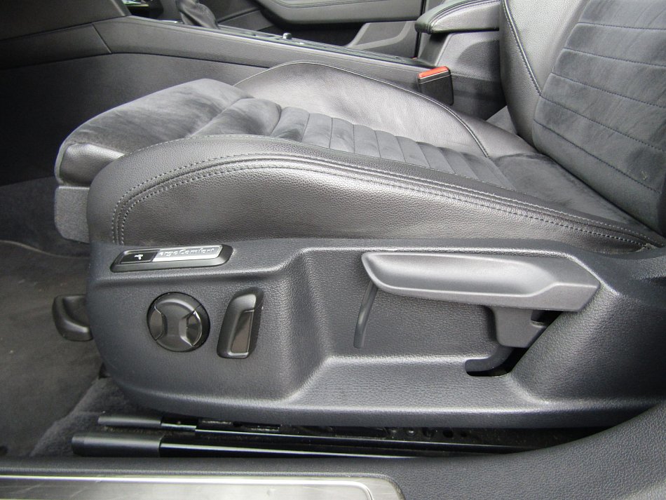 Volkswagen Passat 2.0 TDi Highline