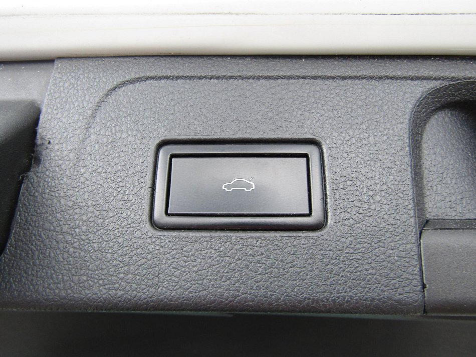 Volkswagen Passat 2.0 TDi Highline
