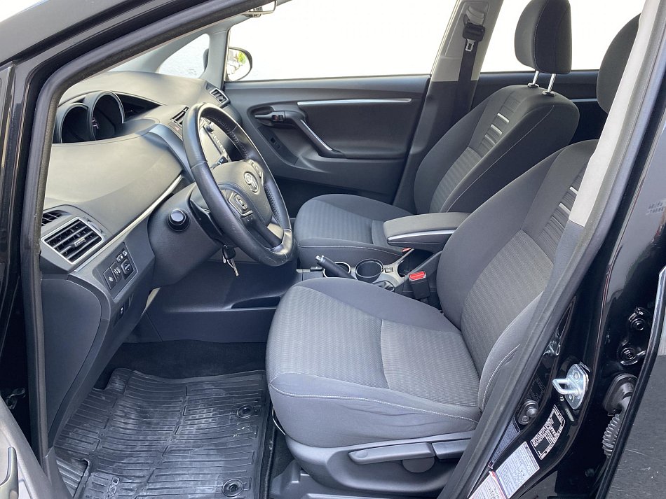 Toyota Verso 1.8i 