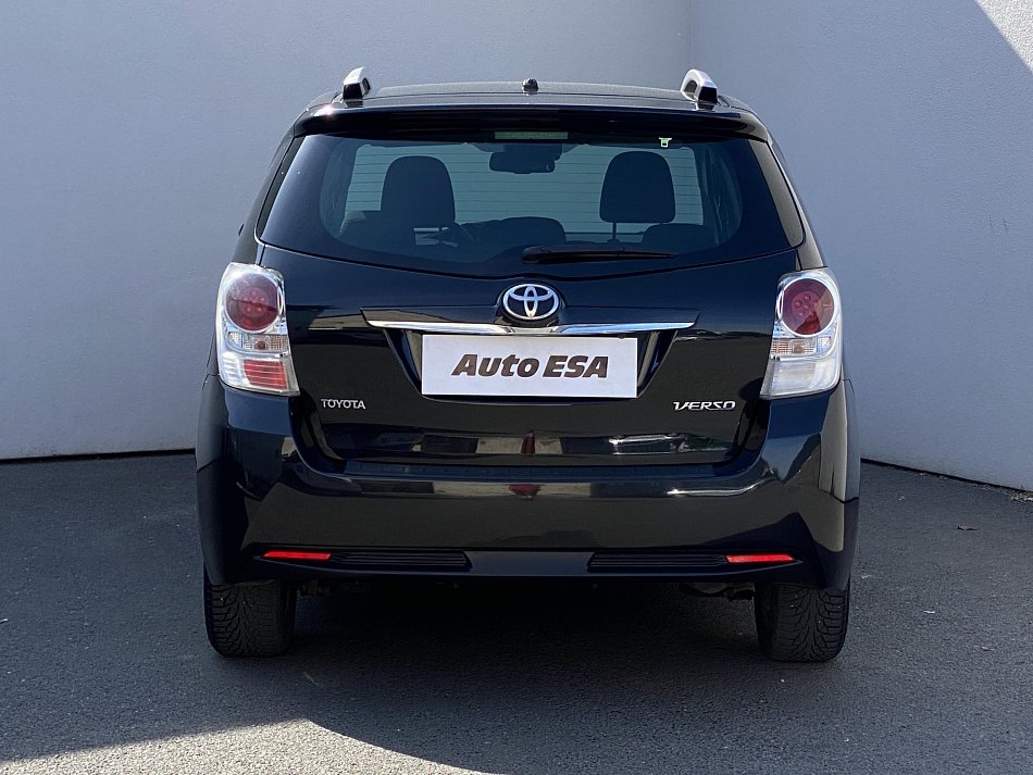 Toyota Verso 1.8i 