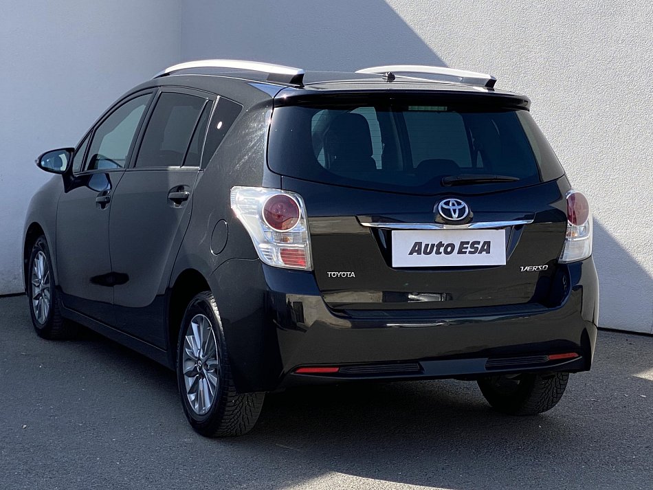 Toyota Verso 1.8i 