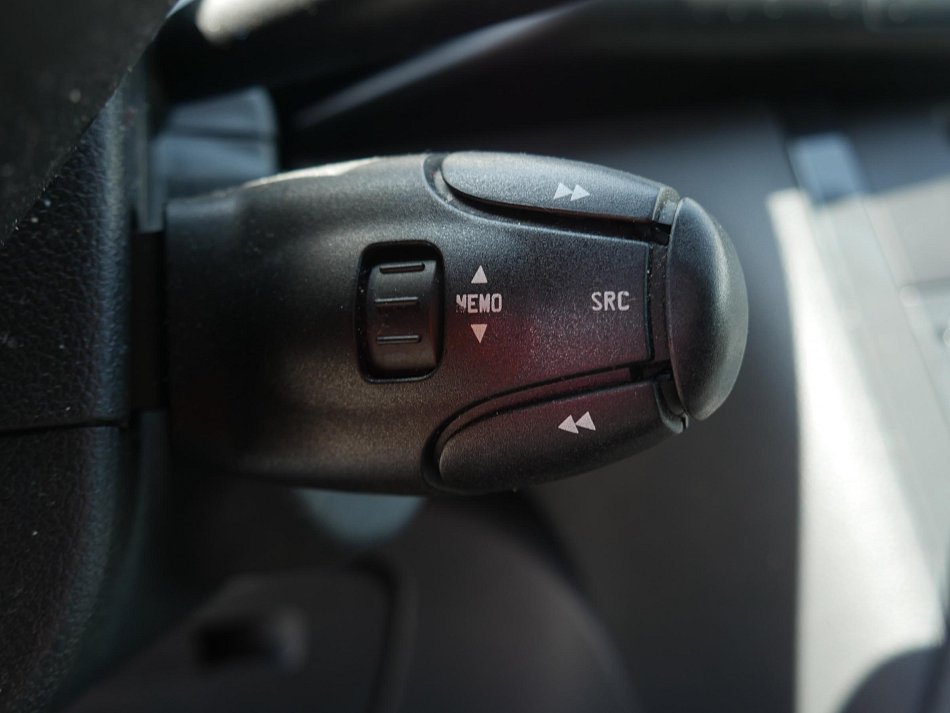 Peugeot 3008 1.6 i 