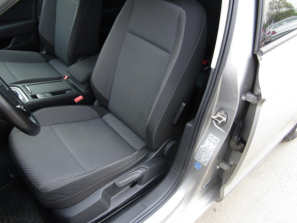 Volkswagen Passat 2.0 TDi 