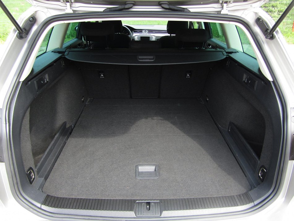 Volkswagen Passat 2.0 TDi 