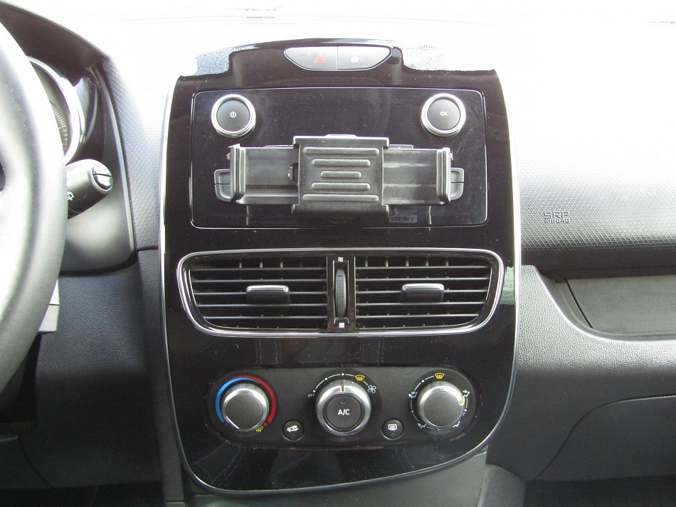 Renault Clio 1.2 i 16V 