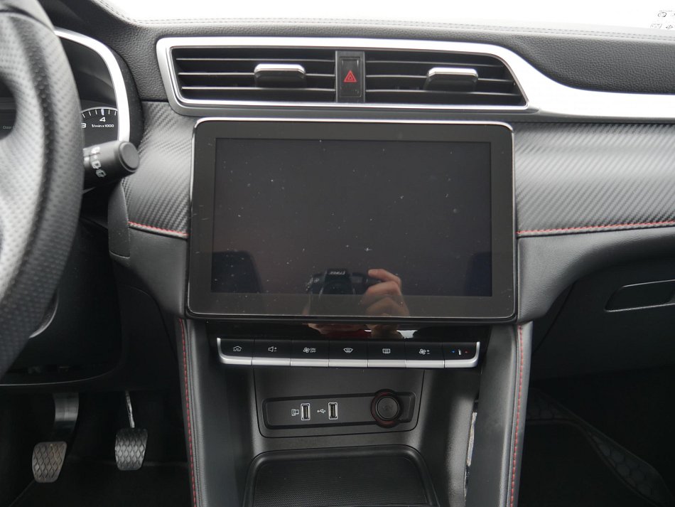MG ZS 1.5 DVVT 