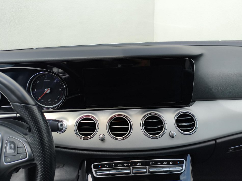 Mercedes-Benz Třída E 2.0 CDi  4Matic
