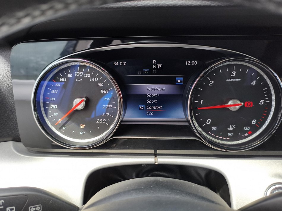 Mercedes-Benz Třída E 2.0 CDi  4Matic