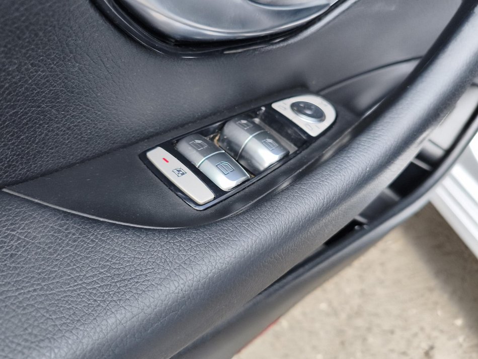 Mercedes-Benz Třída E 2.0 CDi  4Matic