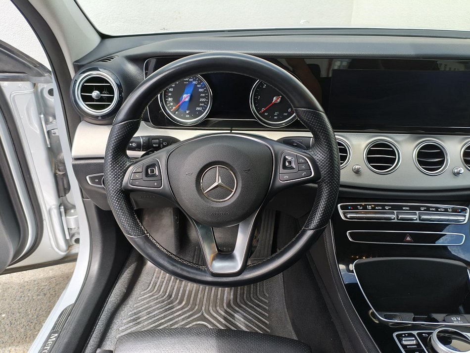 Mercedes-Benz Třída E 2.0 CDi  4Matic